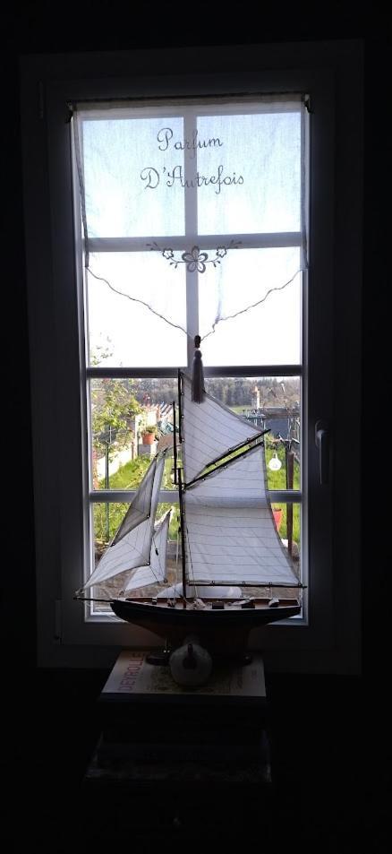 Une Chambre En Ville Domfront  Kültér fotó